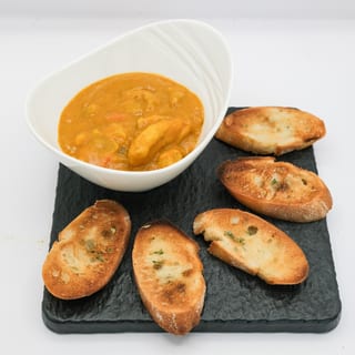 Chicken Curry w/ Bagguettes (5 pcs)