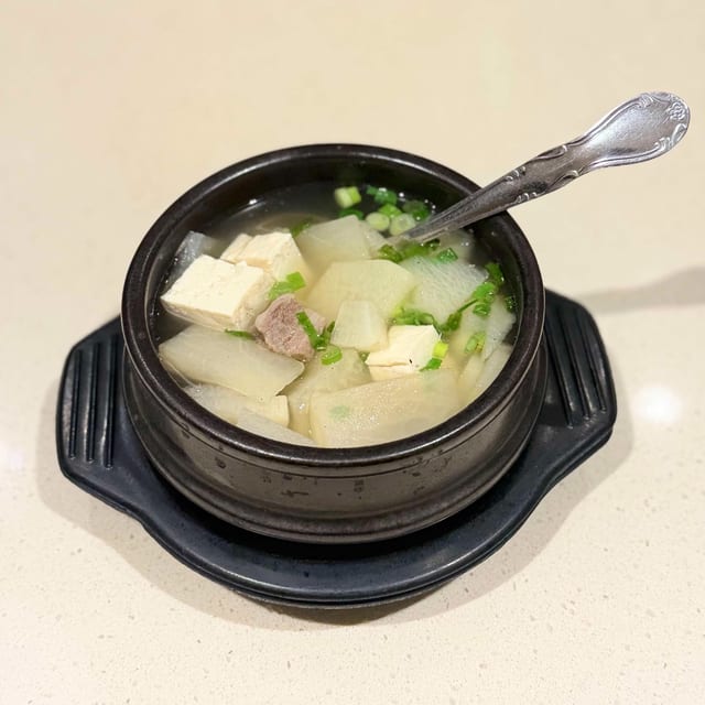 Side Beef and Radish Soup.